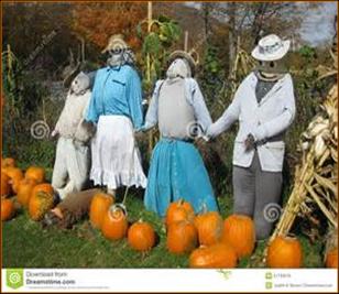 Scarecrows In A Pumpkin Patch Royalty Free Stock Photos - Image ...